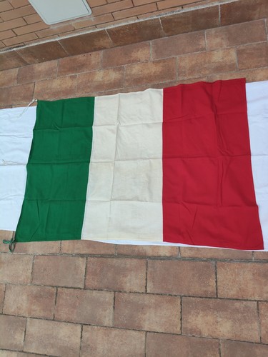Bandiera tricolore italia - bandiera,